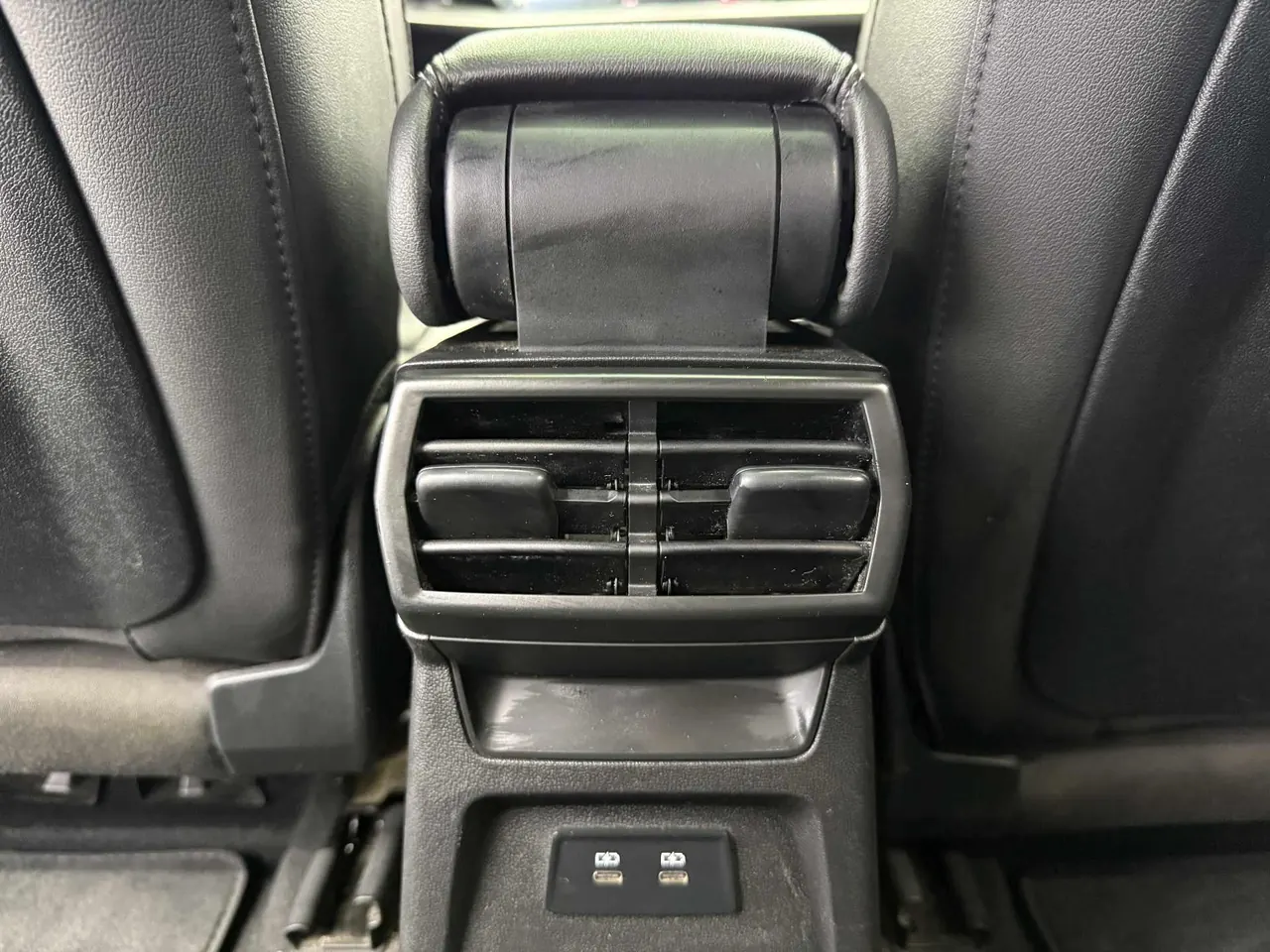 Audi 2021 A3L Limousine 1.4TFSI 35TFSI into the life version of automatic gear 13
