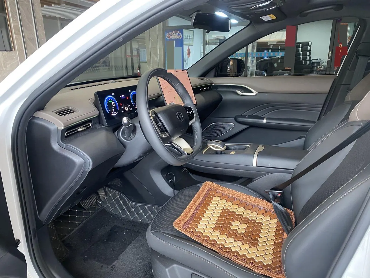 ChangAn 2026 Yidong HEV 1.5 Blue Whale Super Qing Yue Xiang Automatic Gear 5
