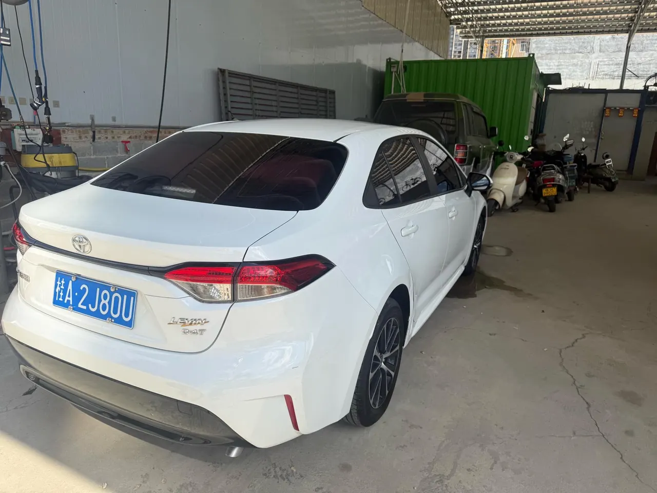 Toyota 2024 Lei Ling 1.2T Stepless 185T Deluxe Automatic Gear 3