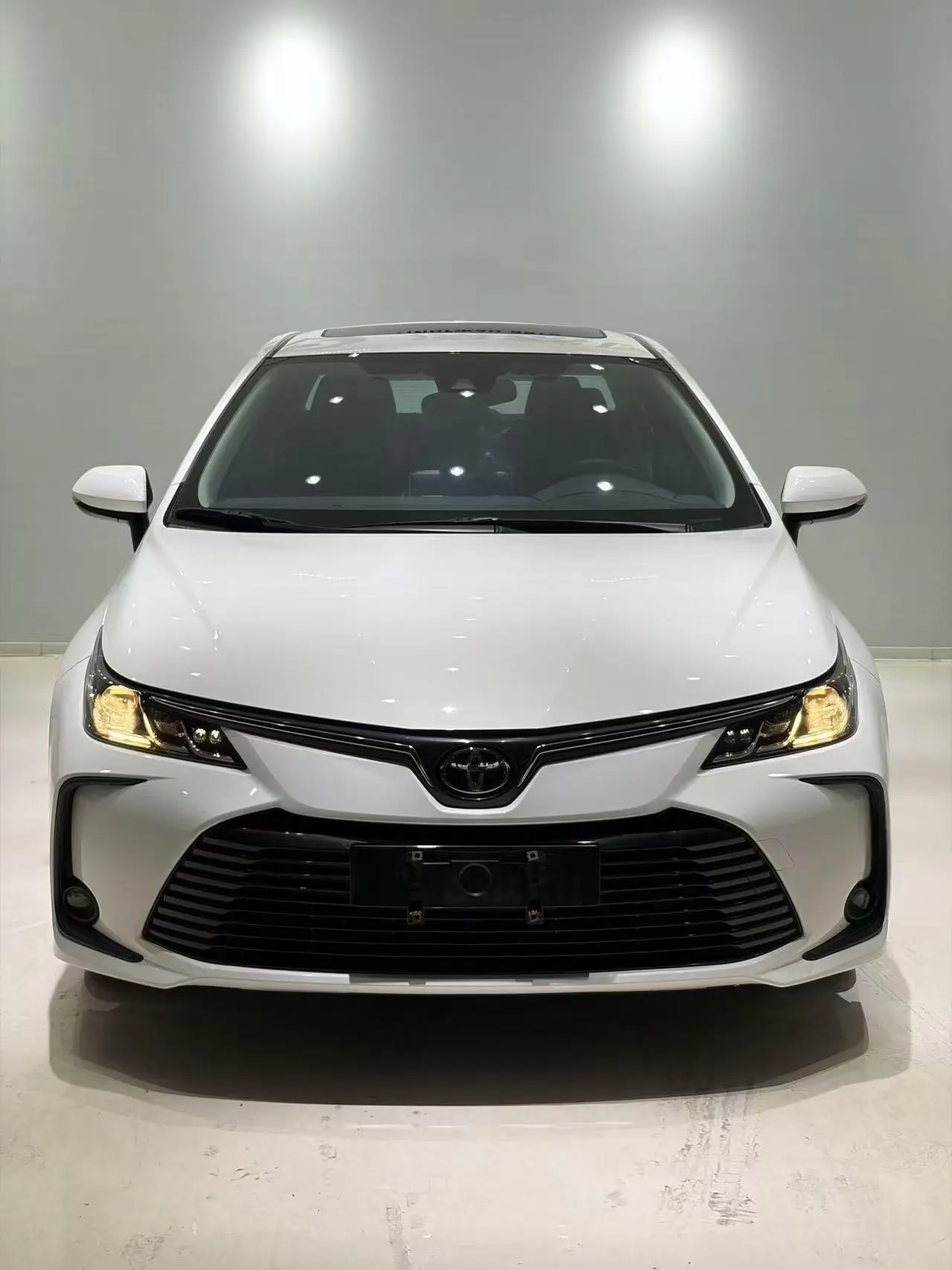 Toyota 2021 corolla 1.2T stepless elite version of automatic gear - View 1