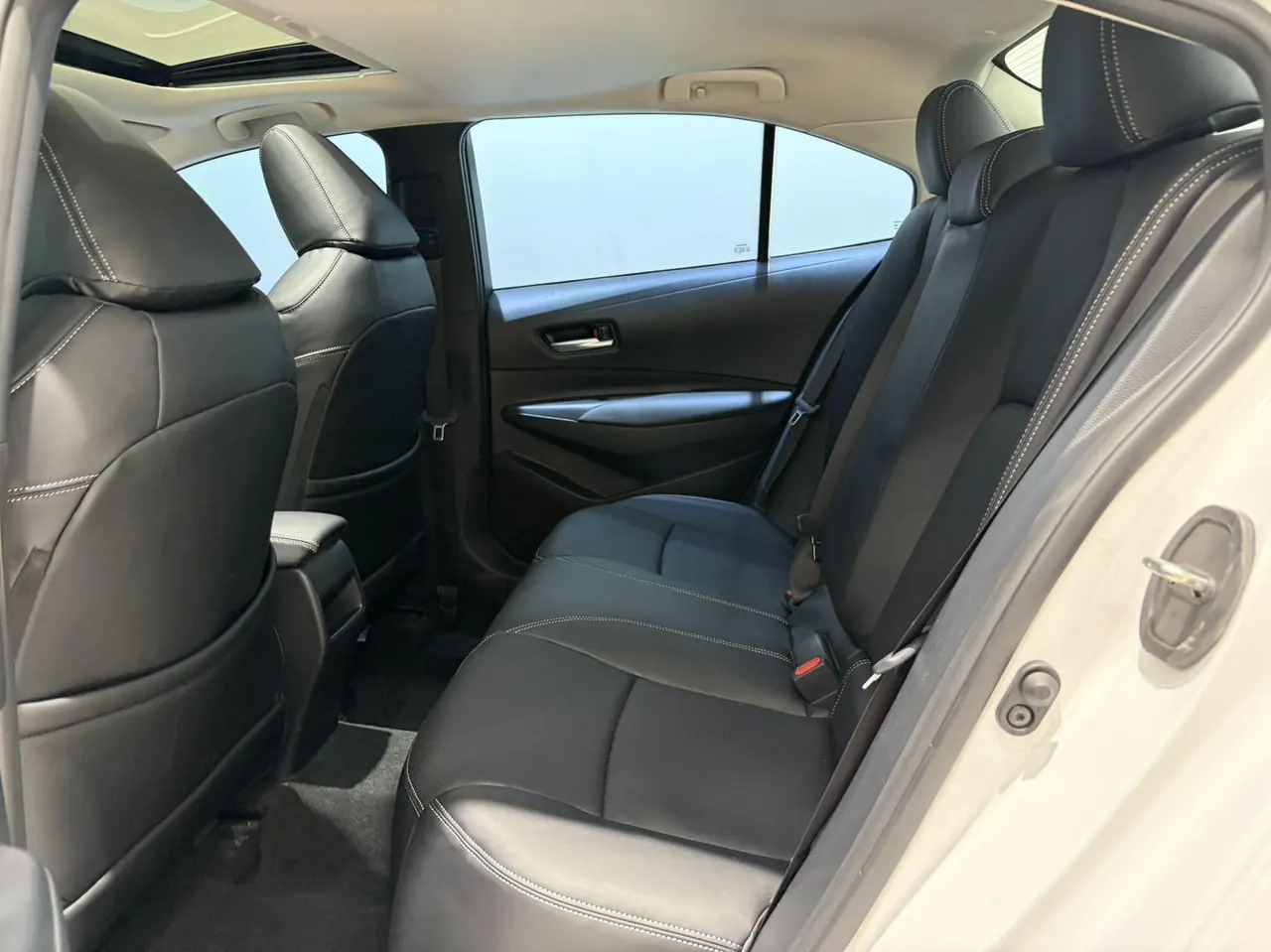 Toyota 2021 corolla 1.2T stepless elite version of automatic gear 8