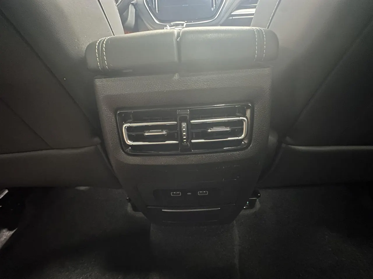 Jetour 2022 X70 1.5T Yue Xing Edition 5-seat Automatic Gear 16