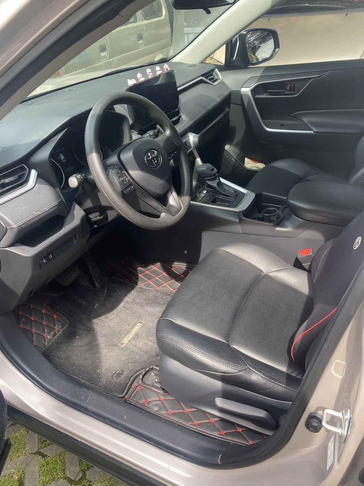 Toyota 2023 Wilanda 2.0 Stepless Two-Drive Leading Edition Automatic Gear 9