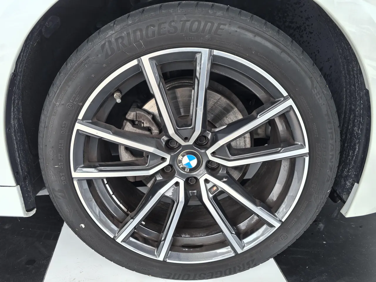 BMW 3 Series 2023 320Li 2.0T M Sports Suit Automatic Gear 14