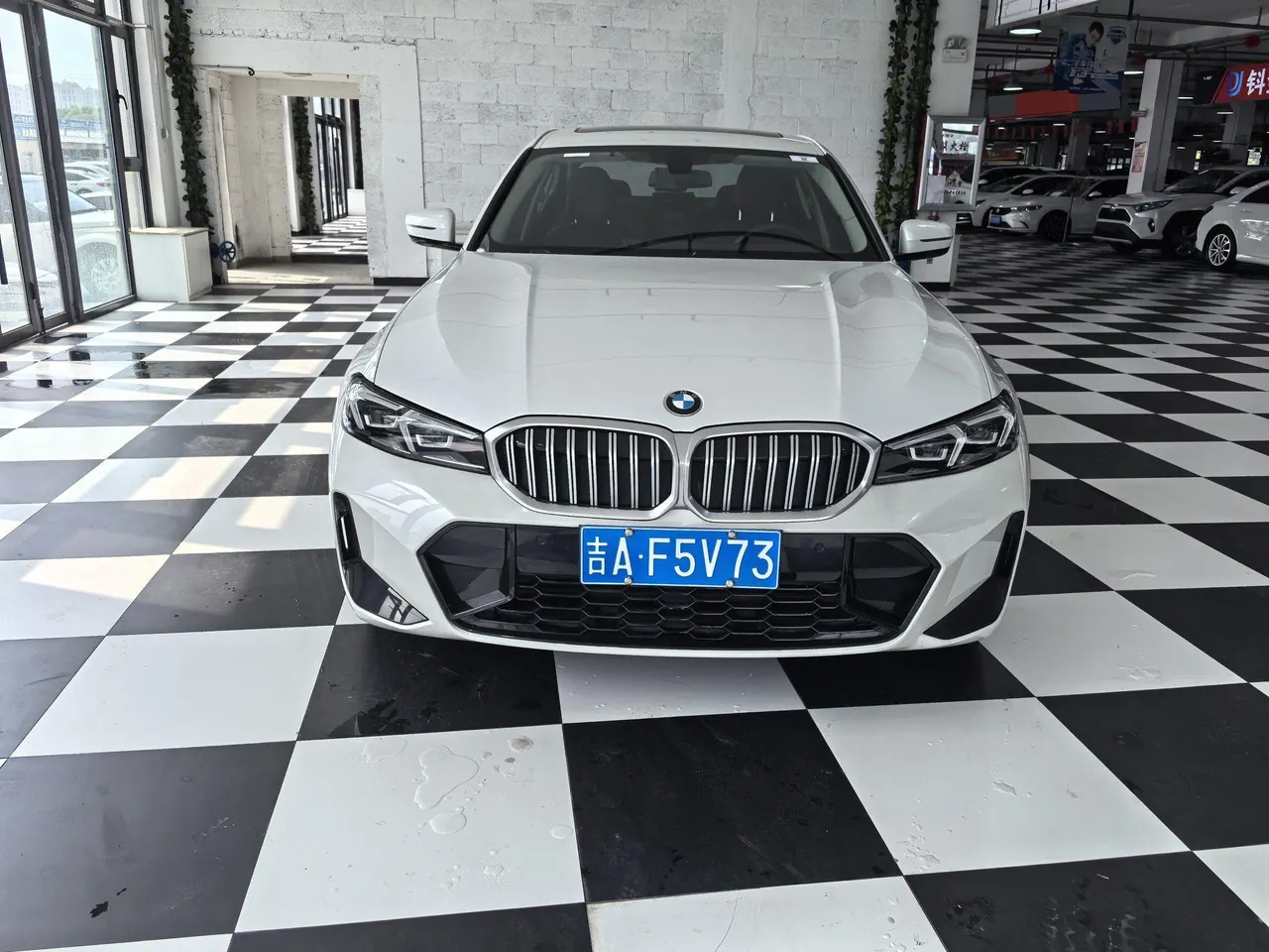 BMW 3 Series 2023 320Li 2.0T M Sports Suit Automatic Gear 2