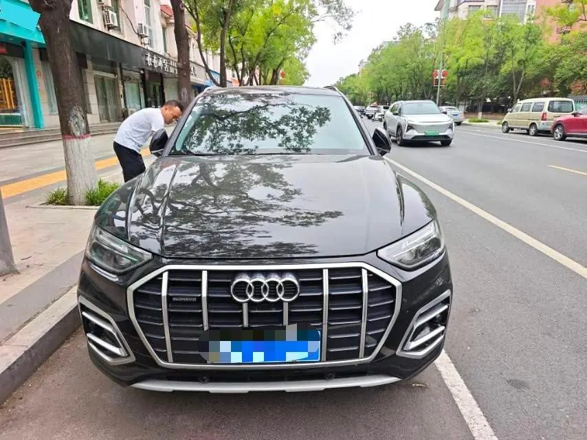 Audi 2022 Q5L 2.0TFSI 40TFSI Fashion Dynamic Automatic 2