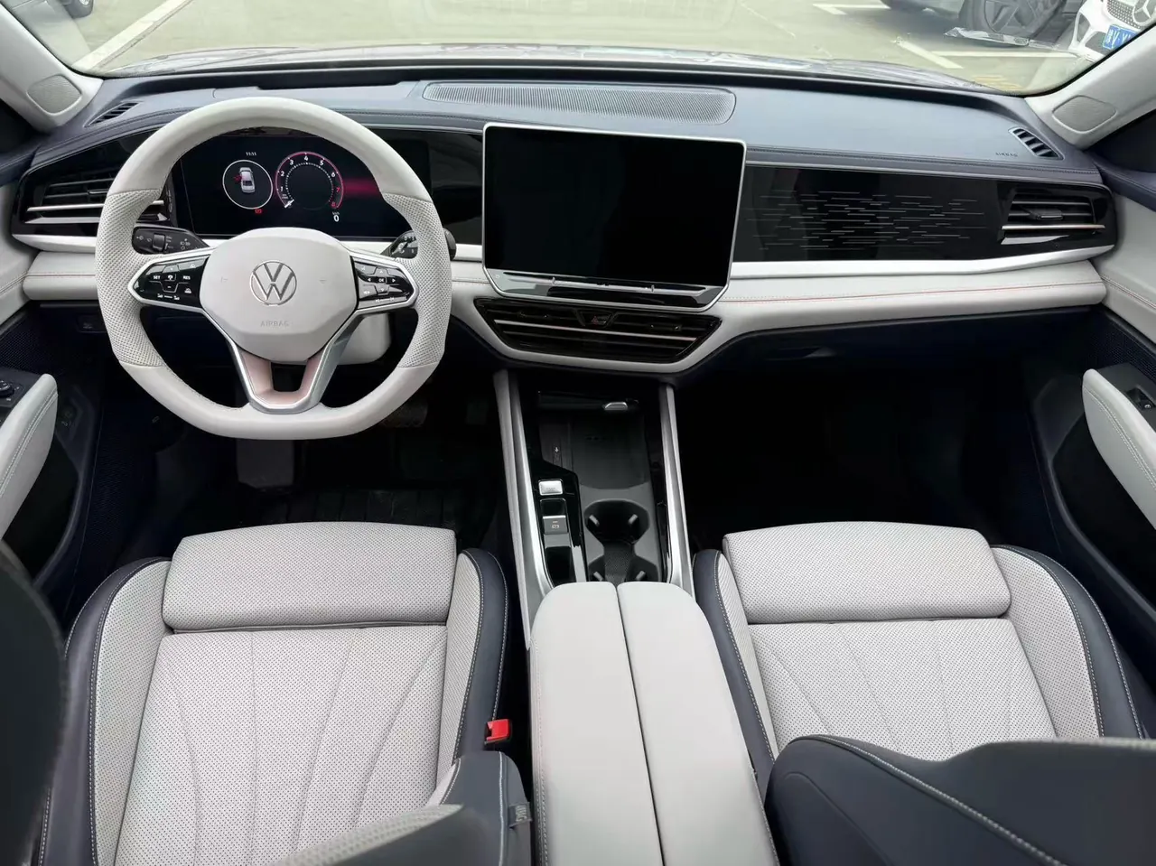 Volkswagen 2025 Passat Pro 2.0TSI 380TSI Long Yao Edition Automatic 8