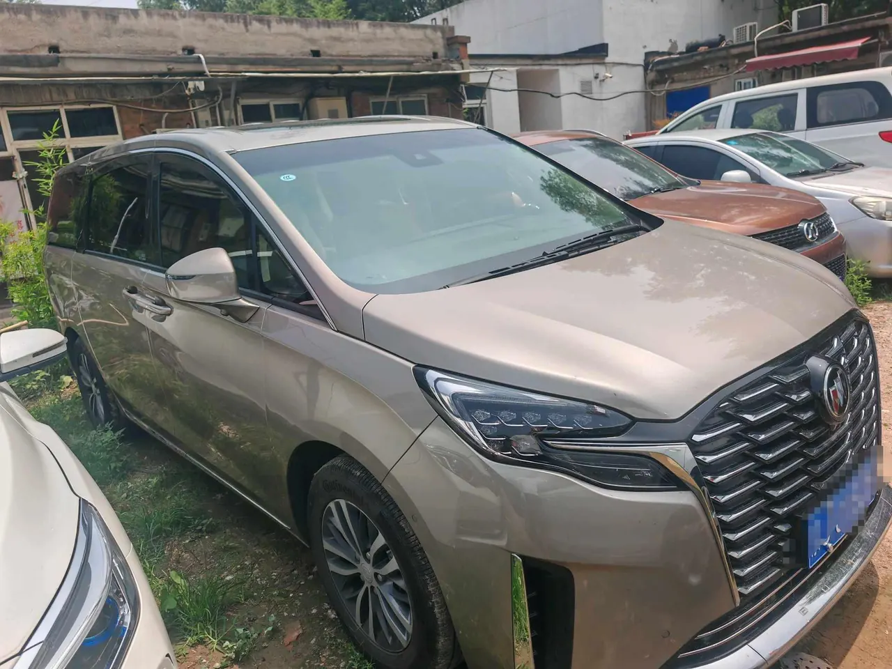 Buick 2023 GL8 ES Lu Zun 48V 2.0T 653T Exclusive Automatic Gear 2