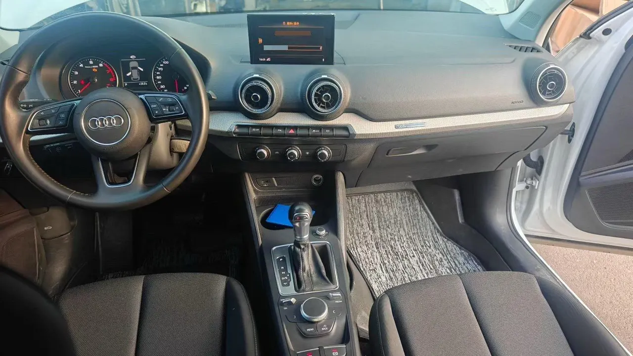 Audi 2022 Q3 1.4TFSI 35TFSI Fashion Dynamic Automatic 3