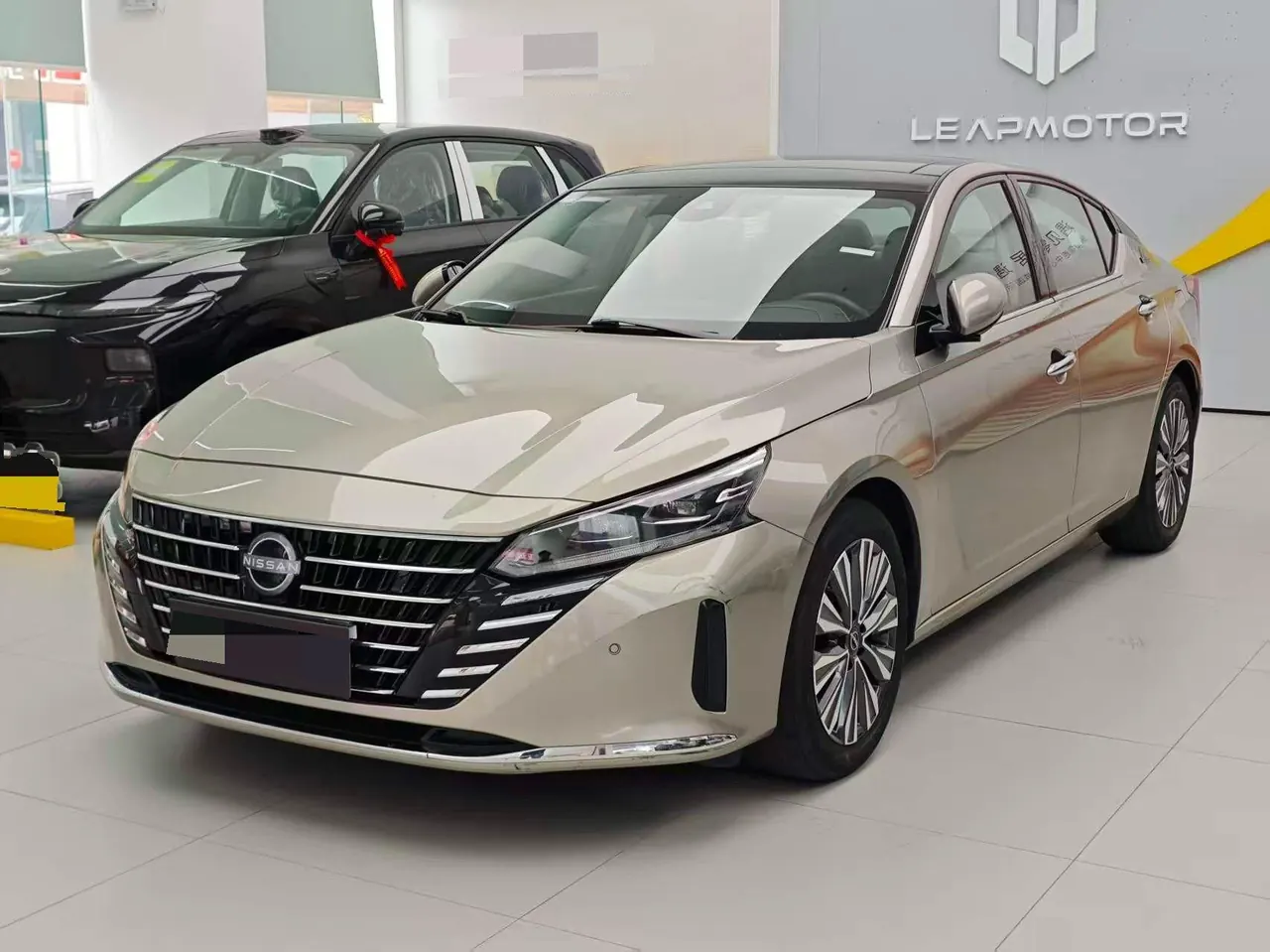 Open image lightbox: Nissan 2022 Teana 2.0 stepless XL-Upr premium version automatic gear