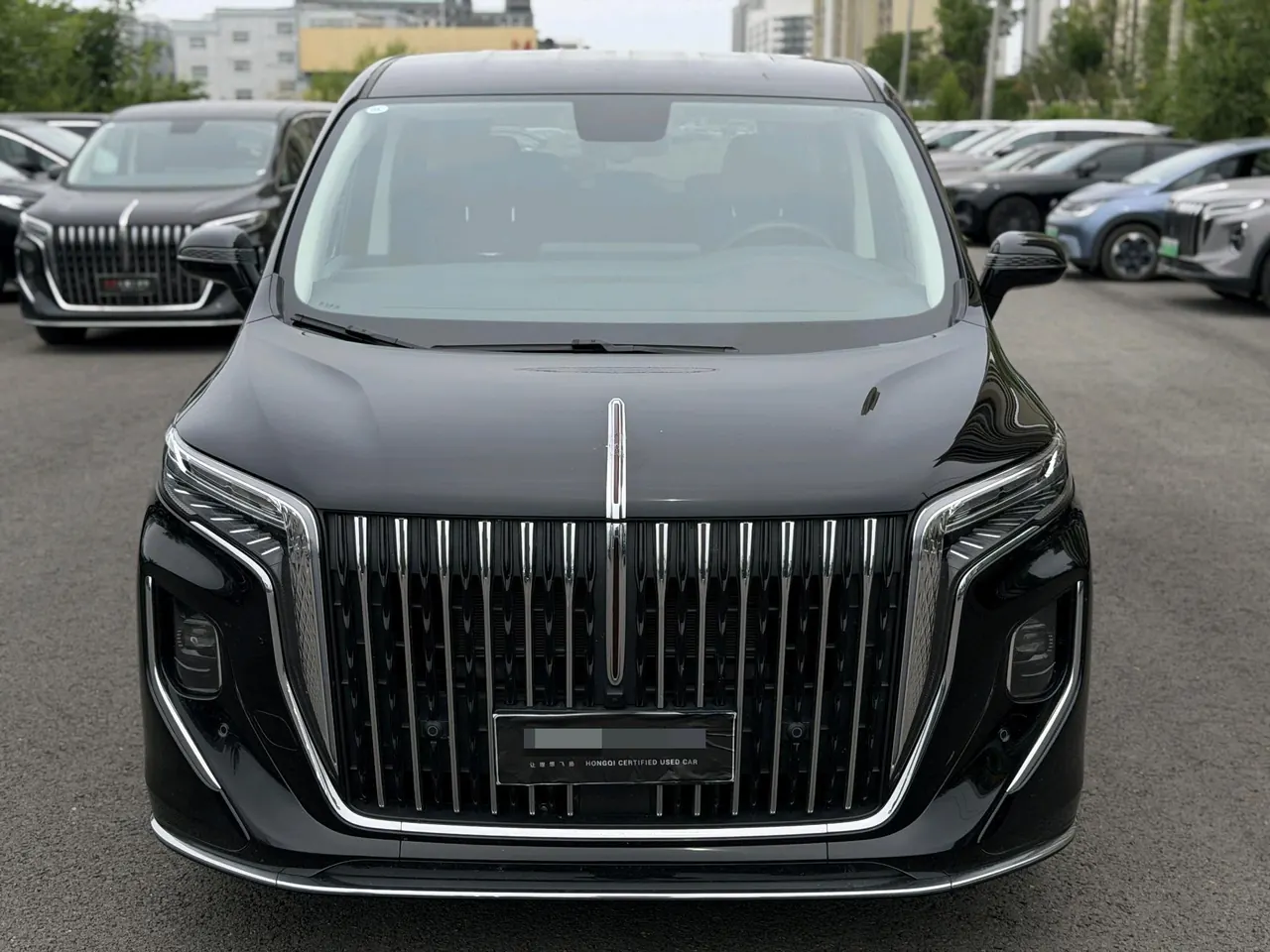 HongQi 2024 HQ9 PHEV 2.0T 4WD Business Edition Automatic Gear 2