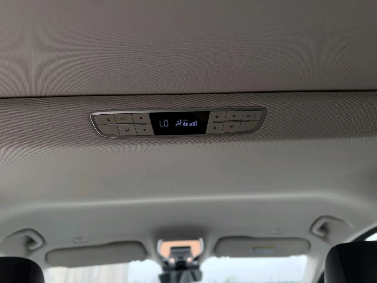 HongQi 2024 HQ9 PHEV 2.0T 4WD Business Edition Automatic Gear 9