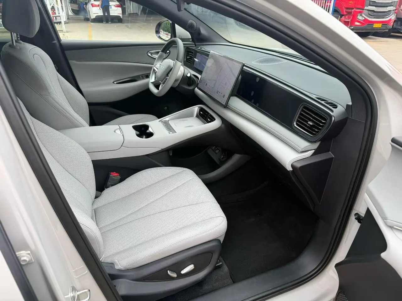 BYD 2025 Sea Lion 06 EV 605 Pilot Pro Edition Automatic Gear 5