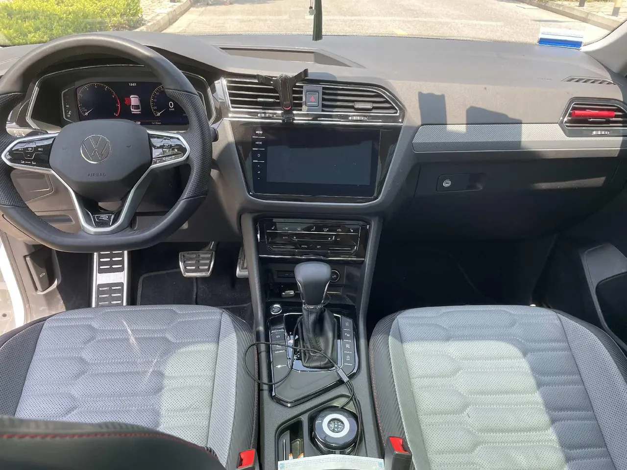 Volkswagen 2021 Tiguan X 2.0TSI 330TSI Two-Drive Ultimate Automatic Gear 4