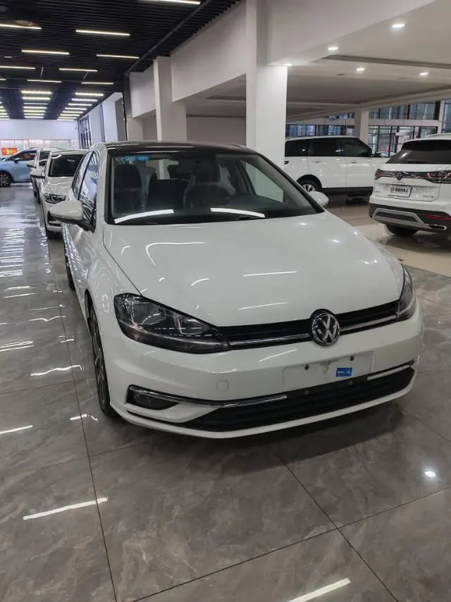 Volkswagen 2020 Golf 7 1.2TSI 200TSI Comfortable Aggressive Automatic 2