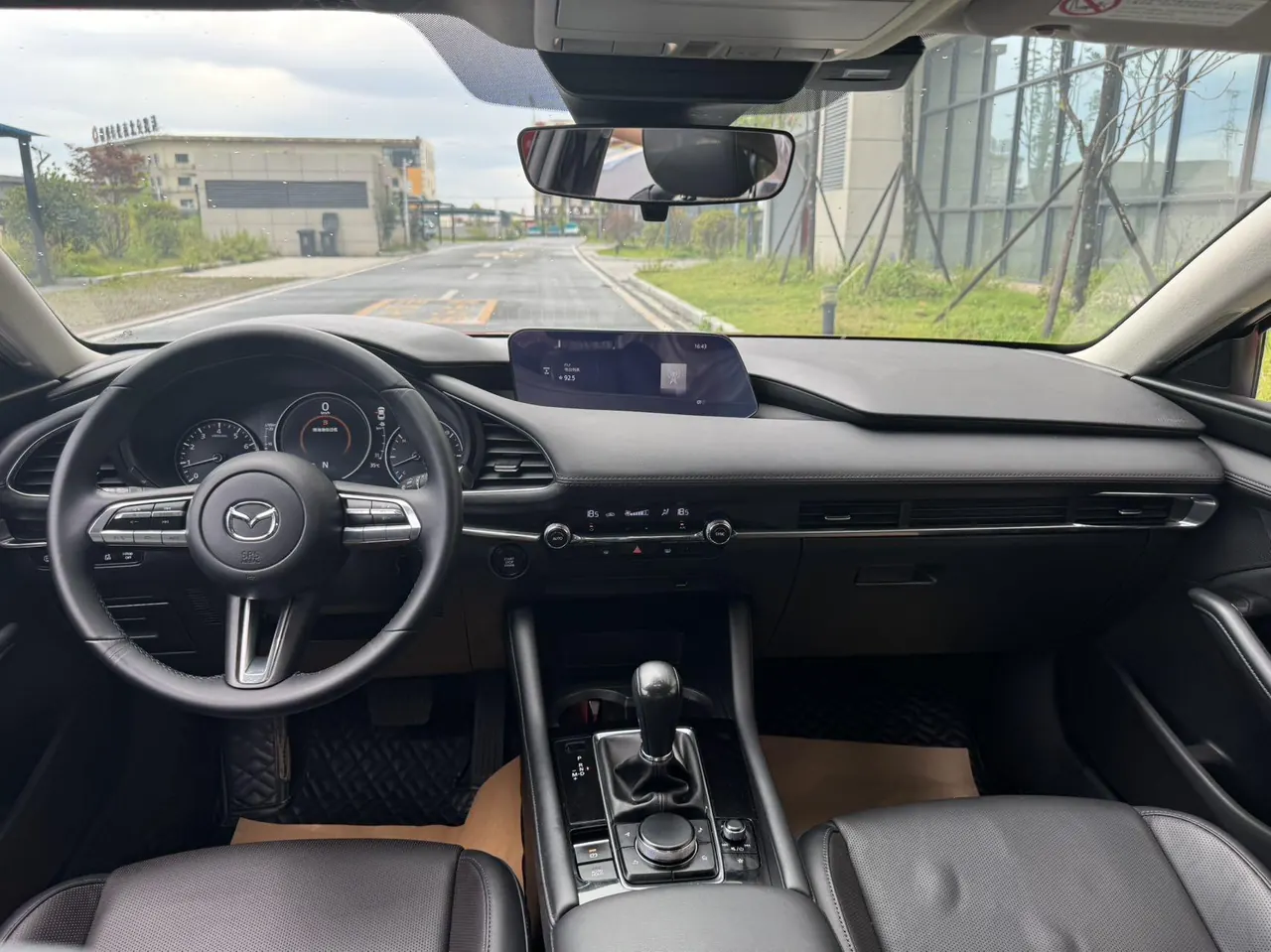 Mazda 3 Oncorsela 2020 Mazda 3 Oncorsela-sedan 2.0 luxury version automatic transmission 6