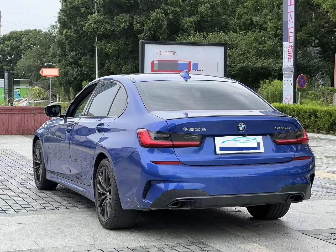 BMW 3 Series 2020 325Li 2.0T M Sports Obsidian Night Kit (Changed) Automatic Gear 6