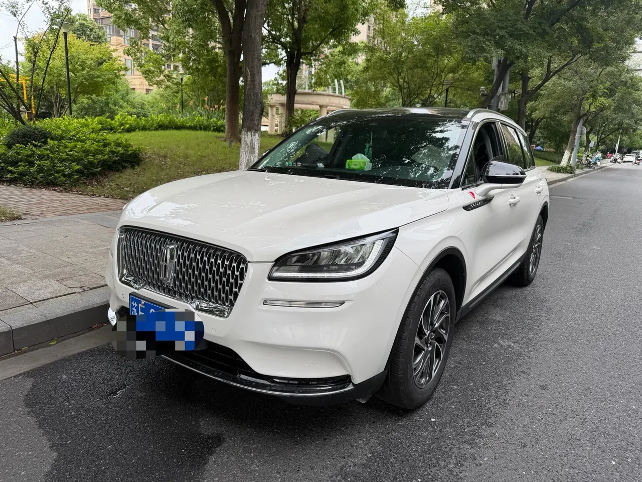 Lincoln 2020 adventurer 2.0T two-wheel drive Zunyue version automatic gear 3