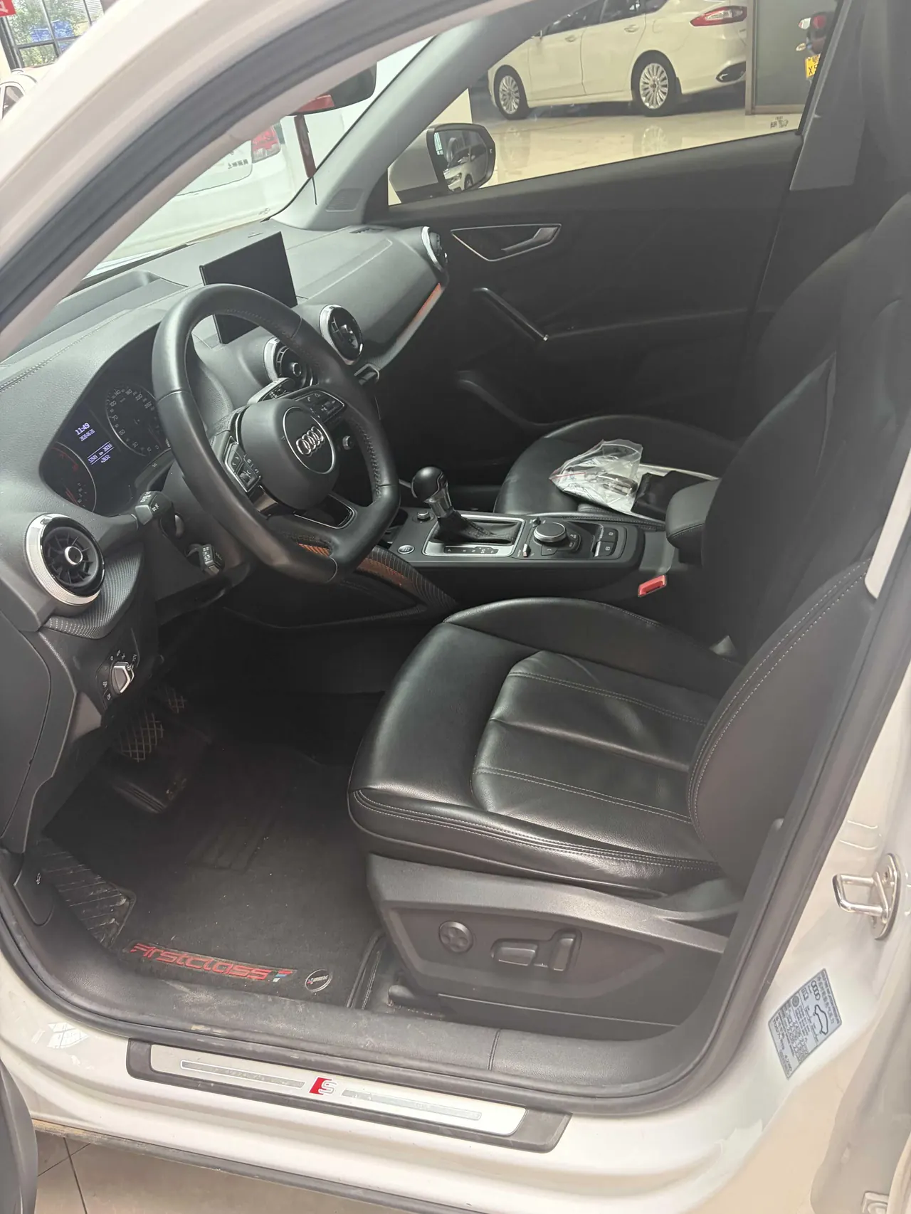 Audi 2022 Q2L 1.4TFSI 35TFSI Fashion Dynamic Automatic 3