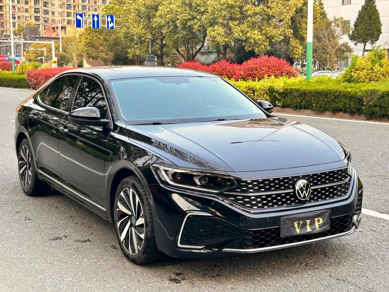 Volkswagen 2022 Passat 2.0TSI 330TSI Star Elite Edition Automatic Gear 3