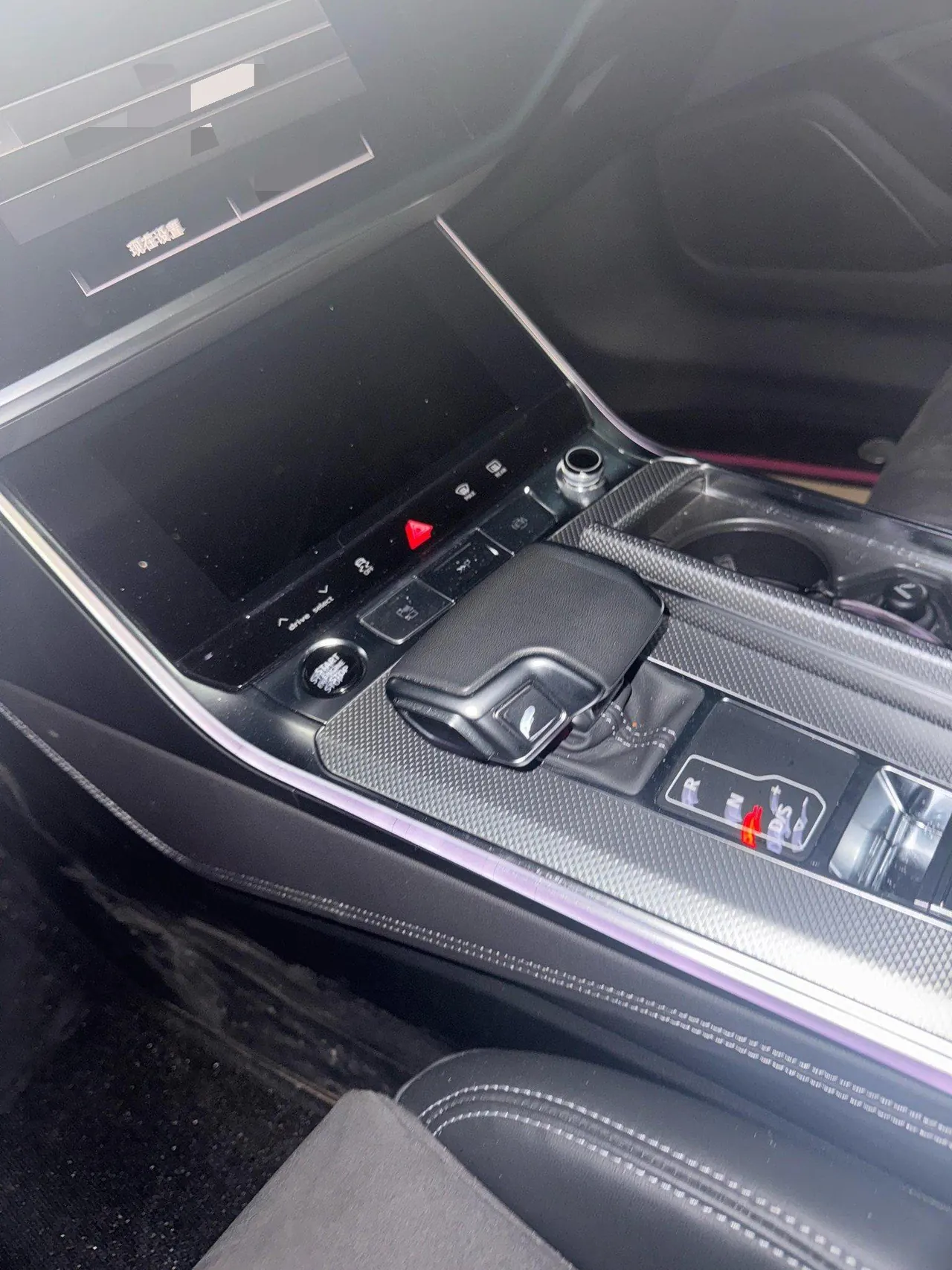 Audi 2024 A7L 2.0TFSI 45TFSI Quattro Luxury Automatic 2