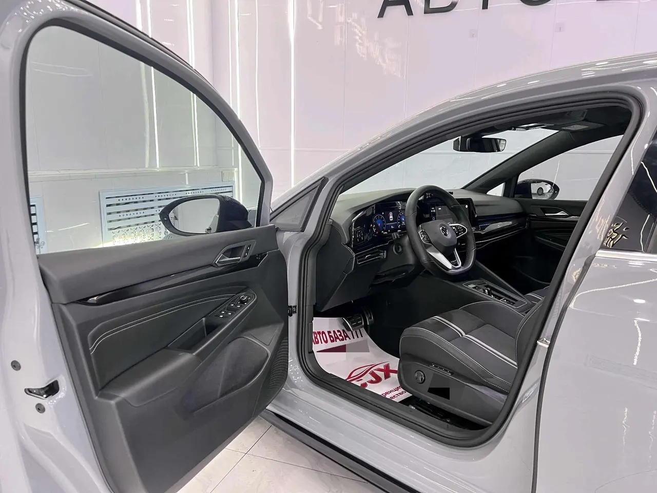 Volkswagen 2021 Golf 8 R-Line 1.4TSI 280TSI Automatic 7