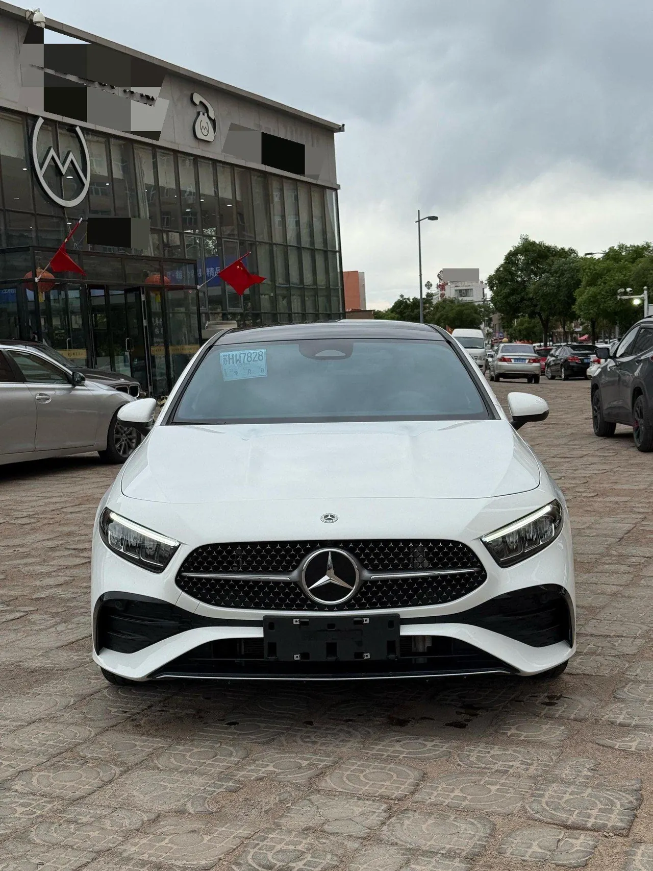 Mercedes Benz Class A 2023 A 200 L 1.3T Fashion Automatic Gear 2