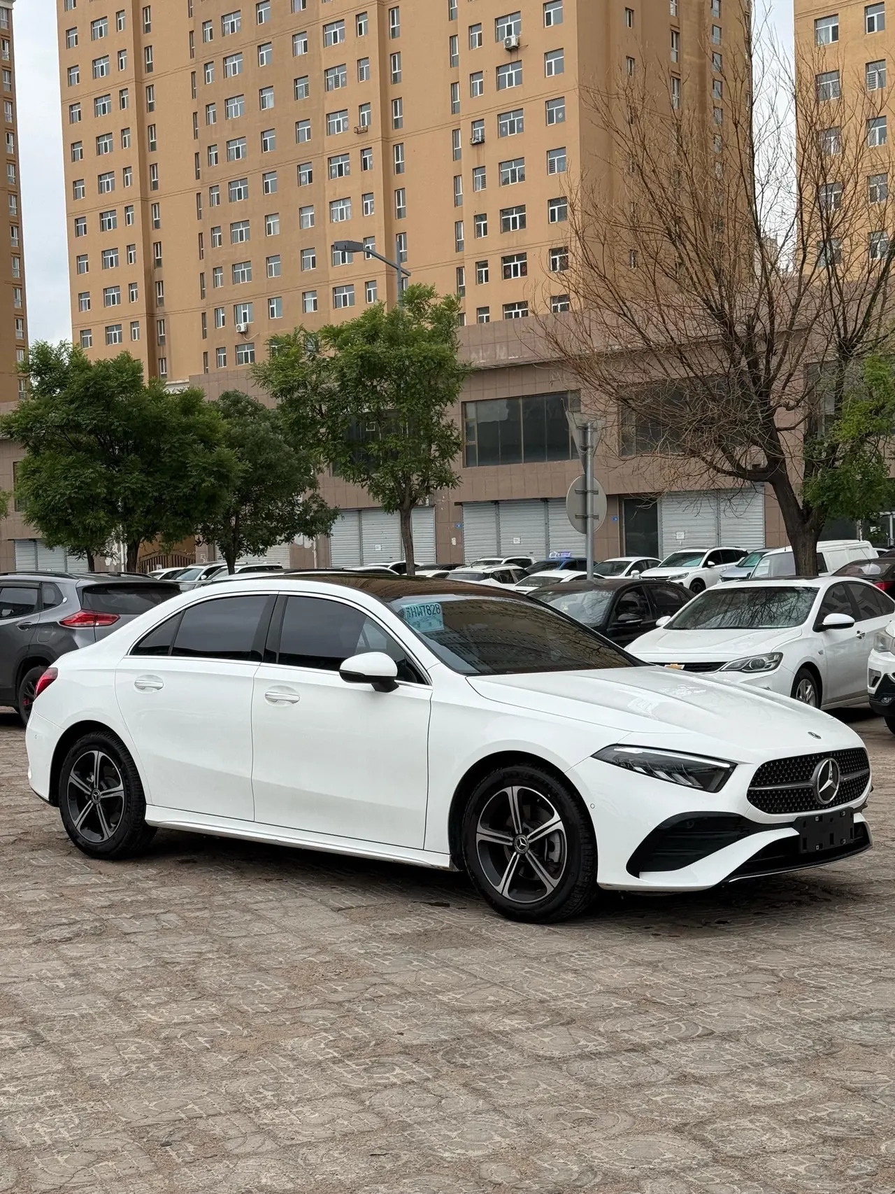 Mercedes Benz Class A 2023 A 200 L 1.3T Fashion Automatic Gear 3
