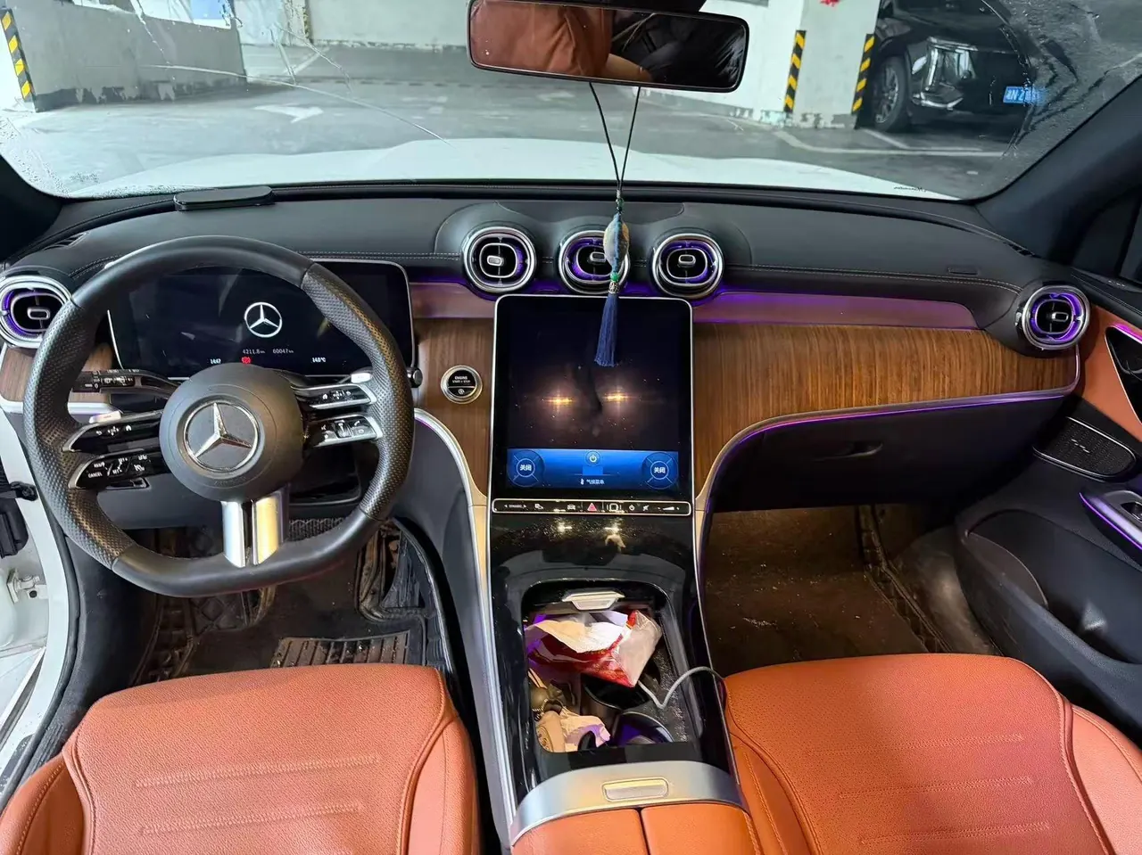 Mercedes Benz 2023 GLC 300 L 4MATIC 48V 2.0T dynamic 7-seat automatic gear 5