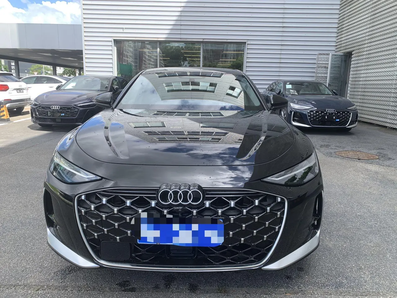 Audi 2026 A6L 2.0T Quattro Enjoy Elegant Automatic Gear 2