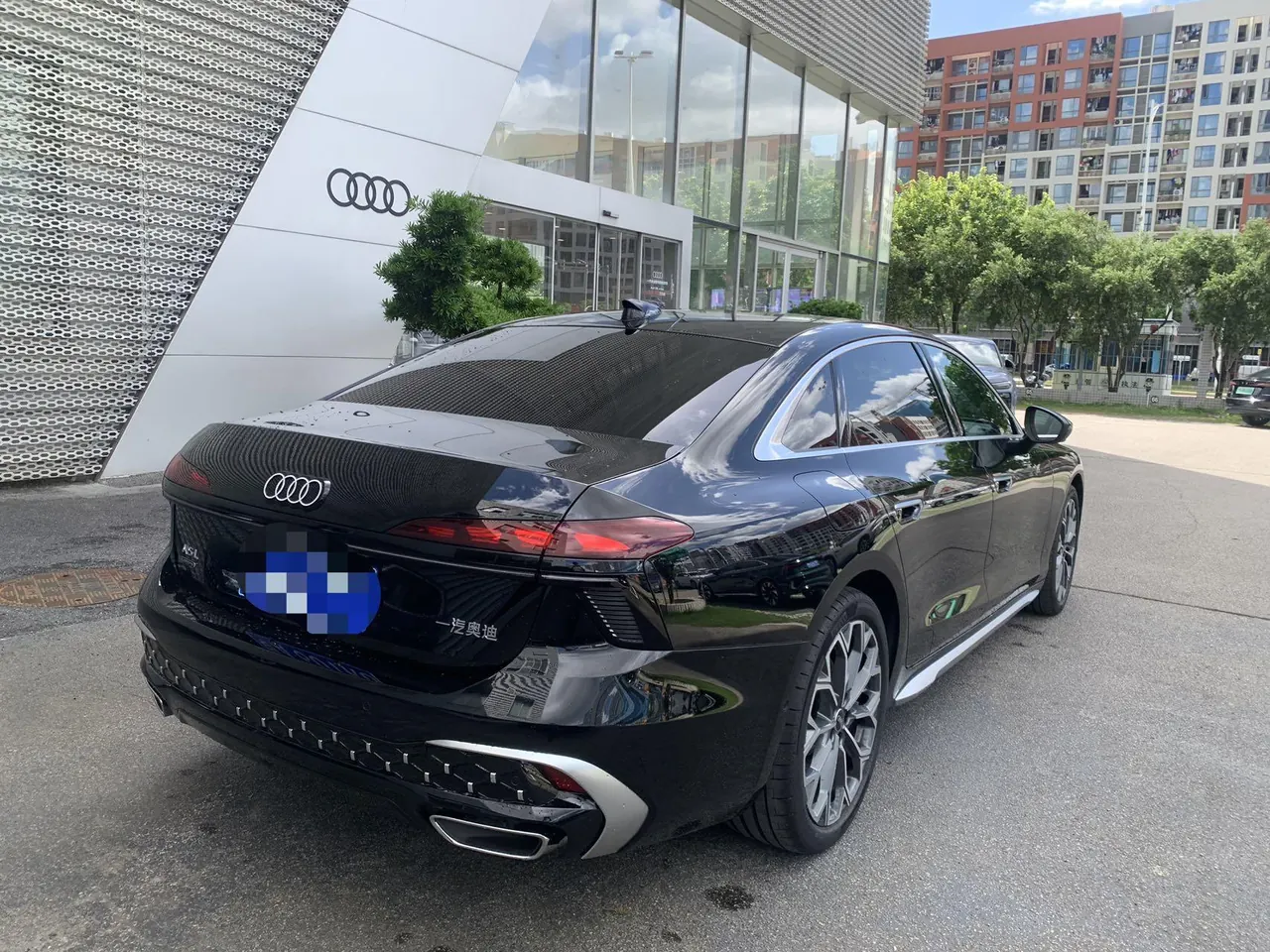 Audi 2026 A6L 2.0T Quattro Enjoy Elegant Automatic Gear 4