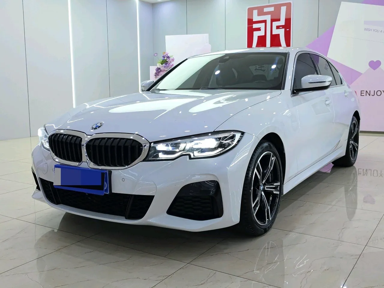 BMW 3 Series 2022 325i 2.0T M Sports Suit Automatic Gear - View 1