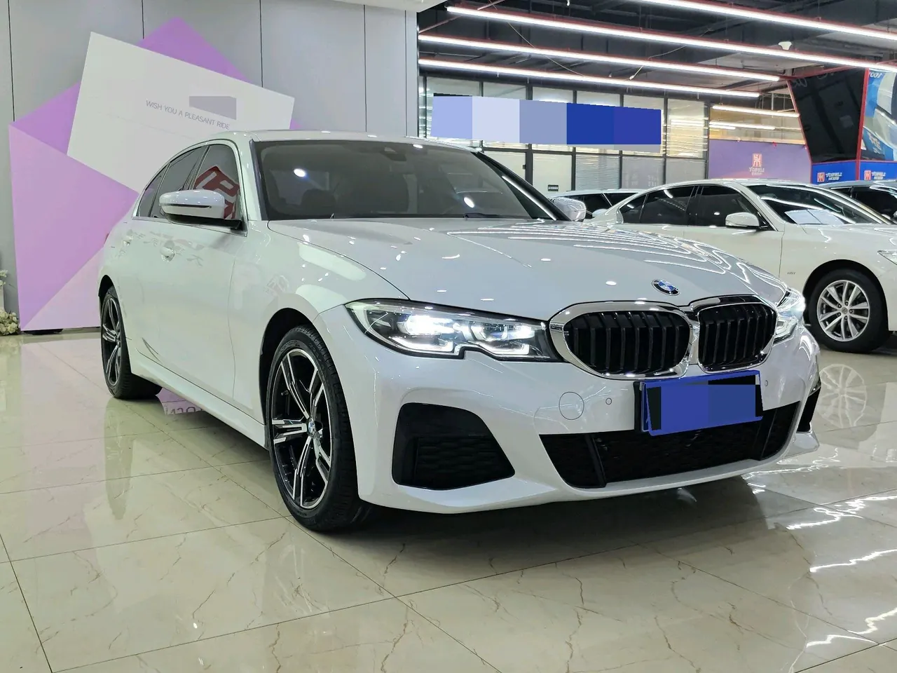 BMW 3 Series 2022 325i 2.0T M Sports Suit Automatic Gear 3