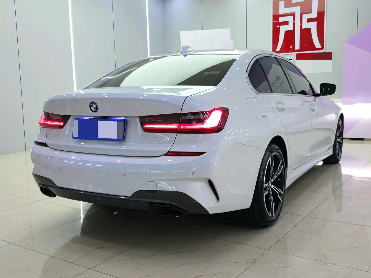 BMW 3 Series 2022 325i 2.0T M Sports Suit Automatic Gear 4