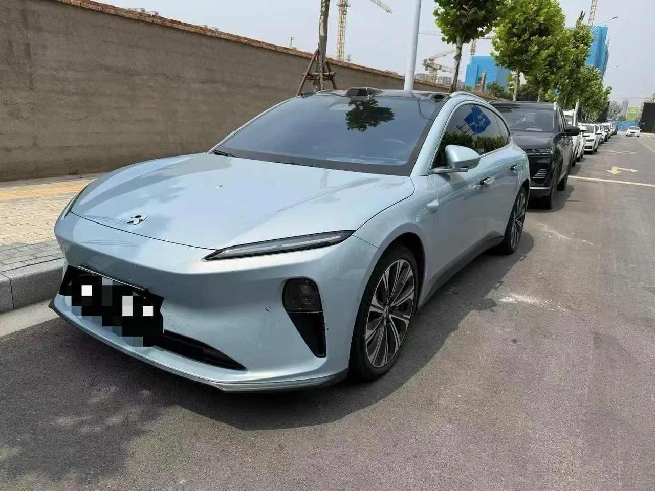 NIO 2023 ET5 75kWh Touring automatic gear - View 1