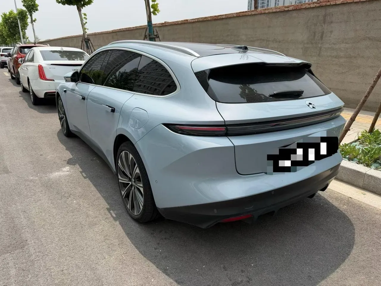 NIO 2023 ET5 75kWh Touring automatic gear 2