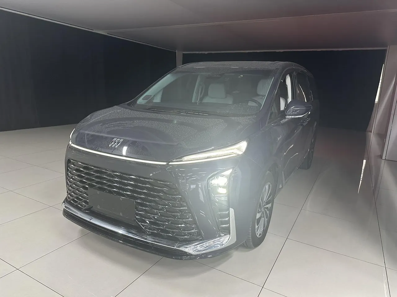 Open image lightbox: Buick 2026 GL8 Lu Zun PHEV 1.5T Luxury Edition Automatic Gear