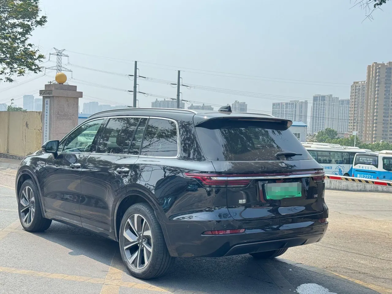Li 2020 ONE 1.2T extended range 6-seat automatic gear 9