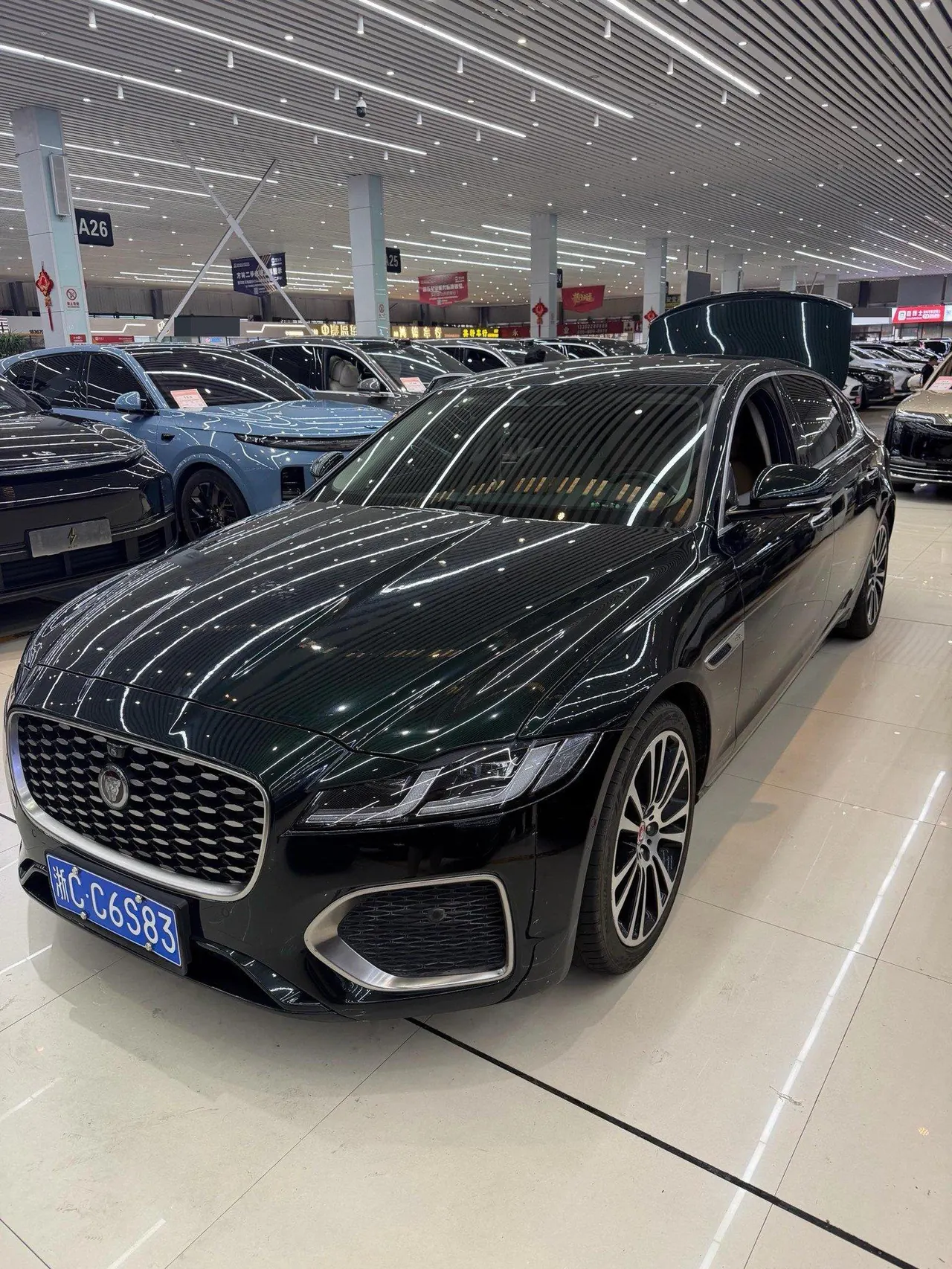 Open image lightbox: Jaguar 2021 XFL 2.0T P 12500.00g Drive Elite Sports Edition Automatic Gear