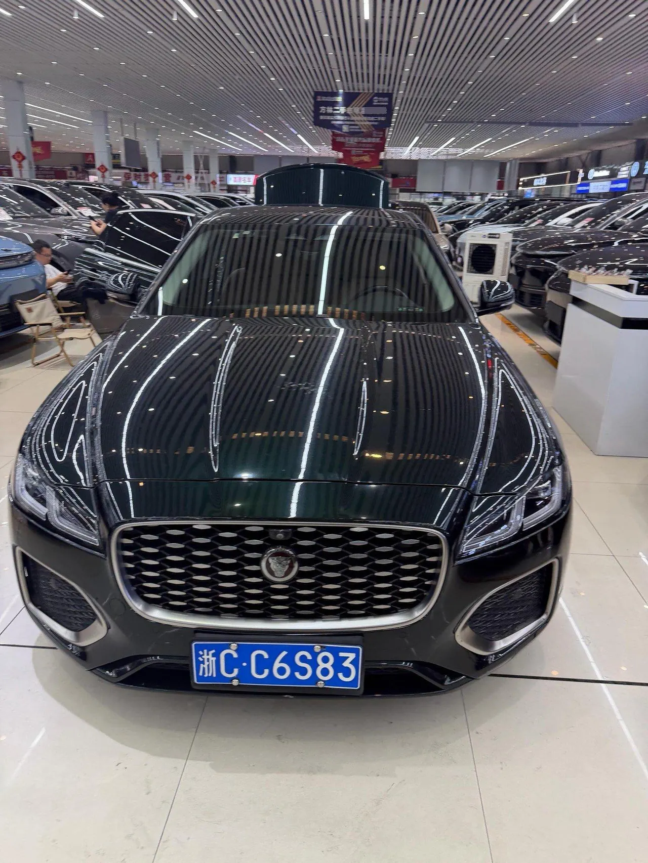 Jaguar 2021 XFL 2.0T P 12500.00g Drive Elite Sports Edition Automatic Gear 2