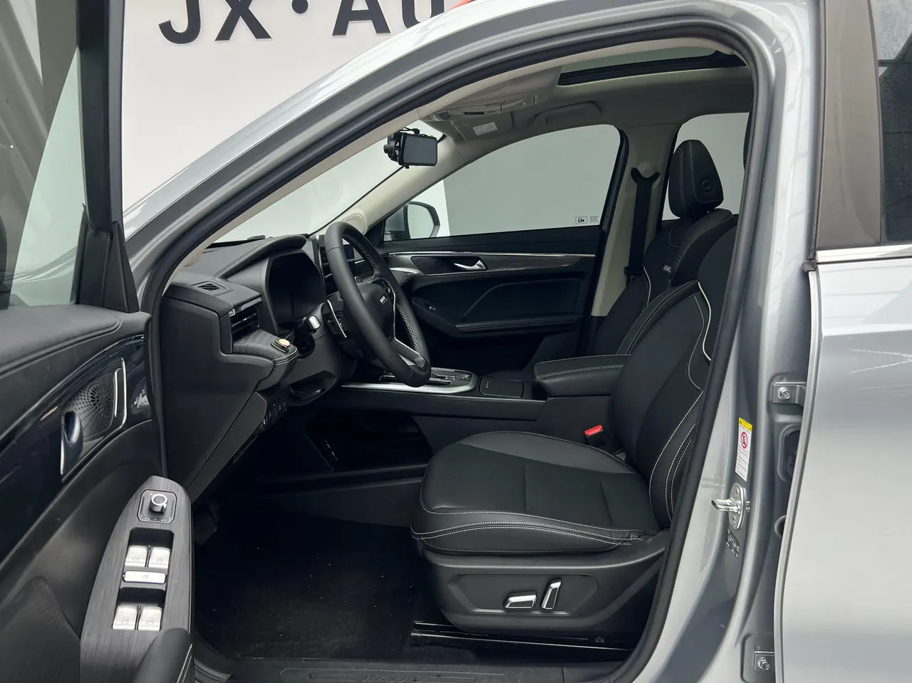 Haval 2021 first love 1.5T junior edition automatic gear 13