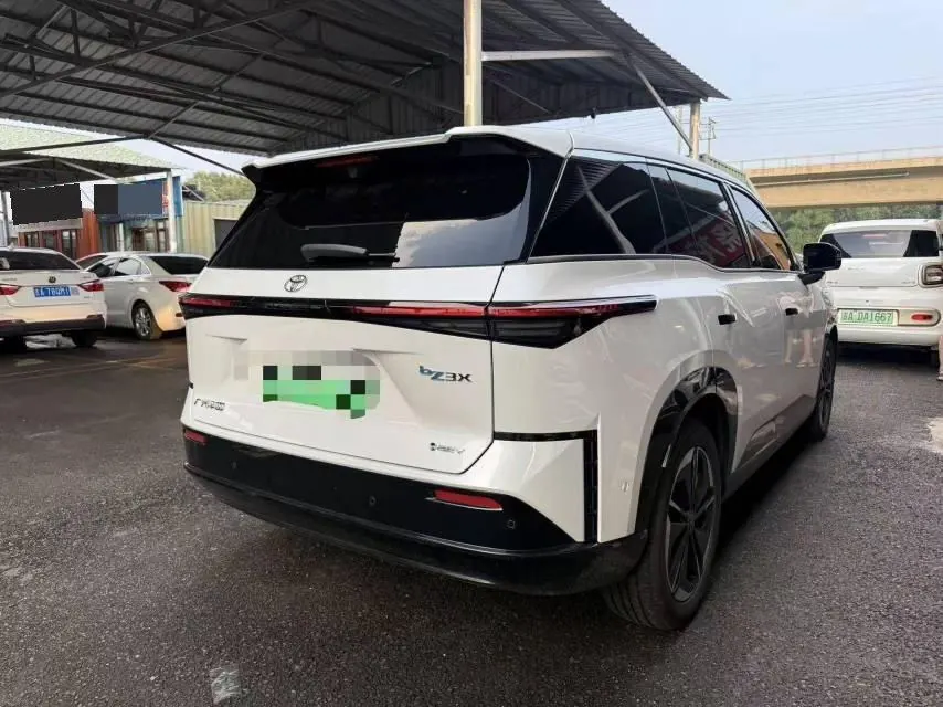 Toyota 2025 BZ3X 520 Pro Automatic 9