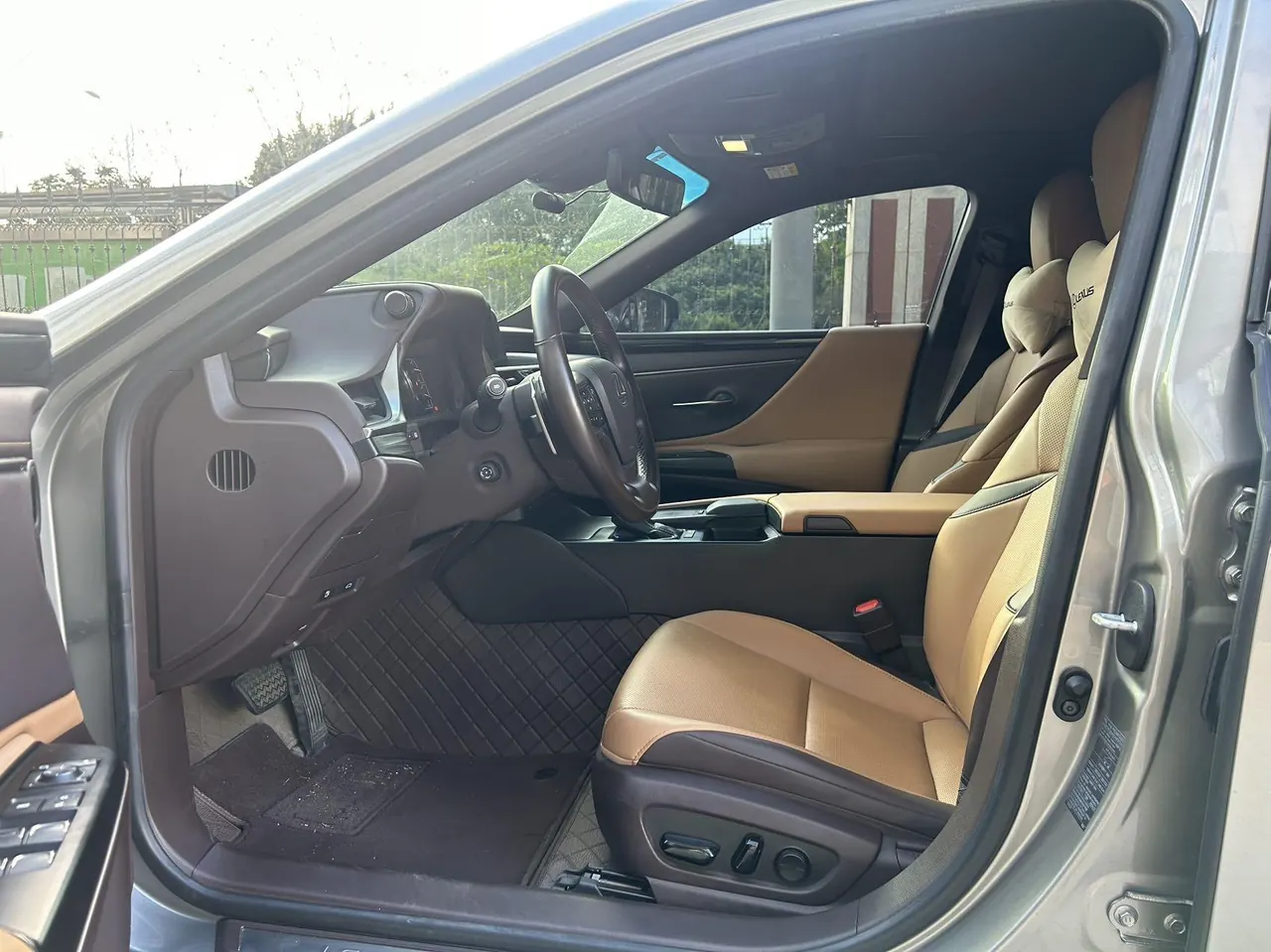 Lexus ES (Imported) 2020 ES300h 2.5 Stepless Excellence Edition Automatic Gear 3
