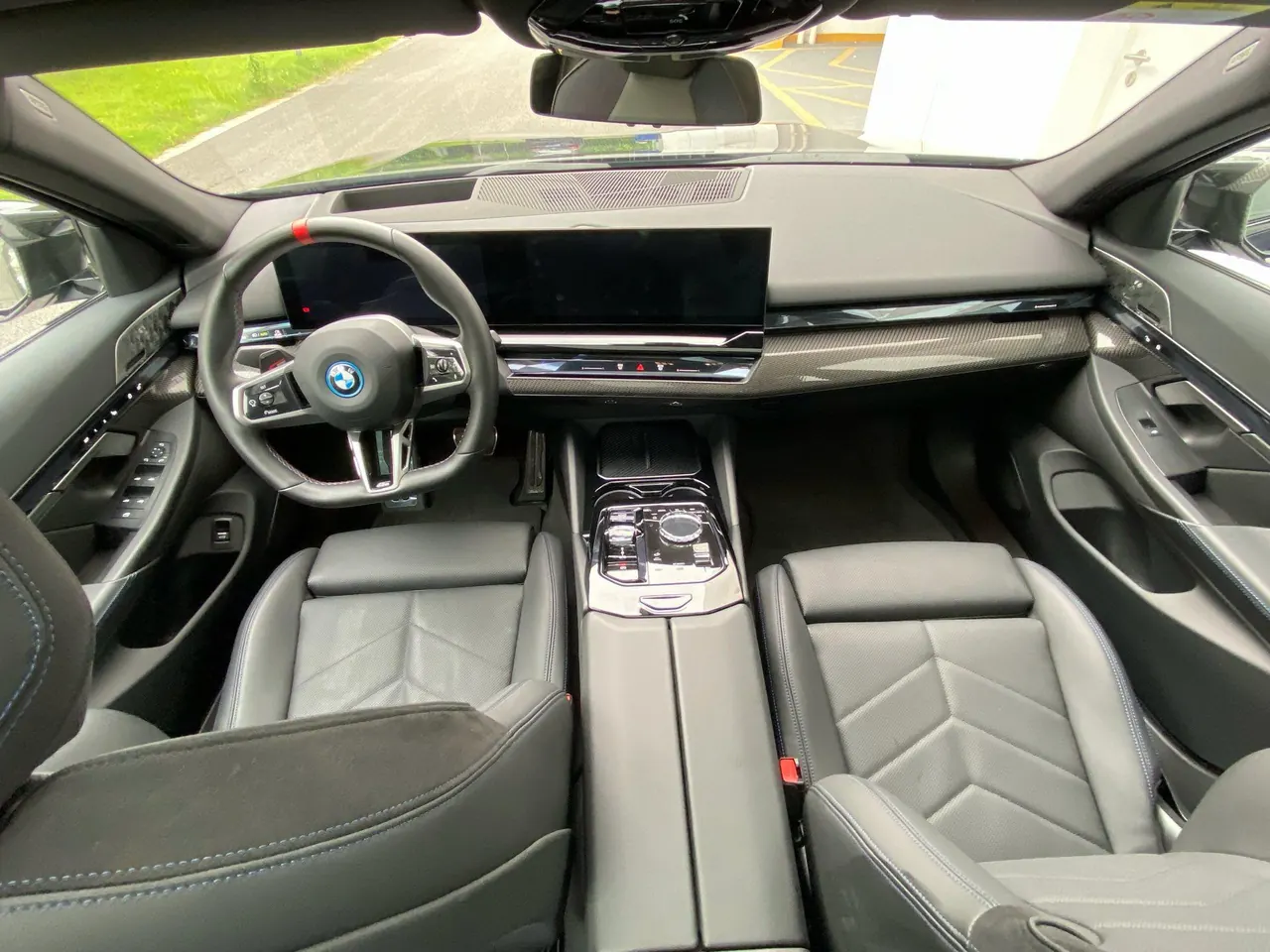 BMW i5 (Imported) 2024 i5 xDrive M60 xDrive M60 Automatic Gear 8