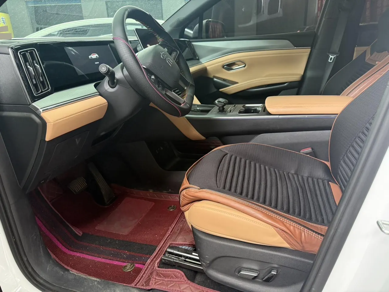 BYD 2024 Song L DM-i 1.5 Stepless 112km Leading Automatic Gear 2