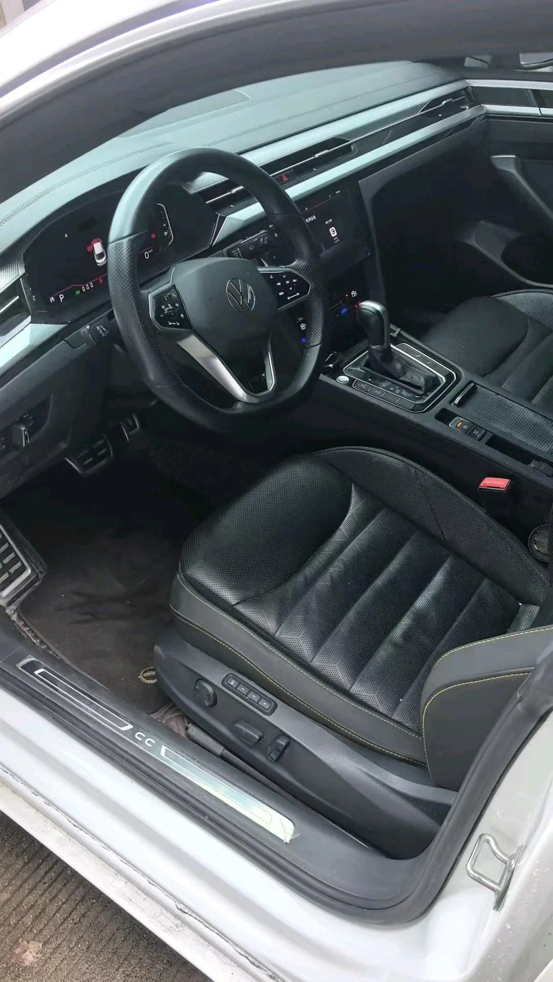 Volkswagen 2021 CC 2.0TSI 380TSI eye-catching automatic gear 5