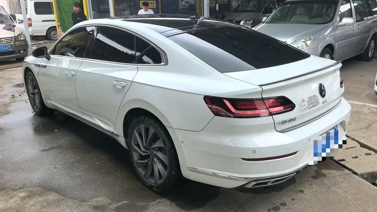 Volkswagen 2021 CC 2.0TSI 380TSI eye-catching automatic gear 6