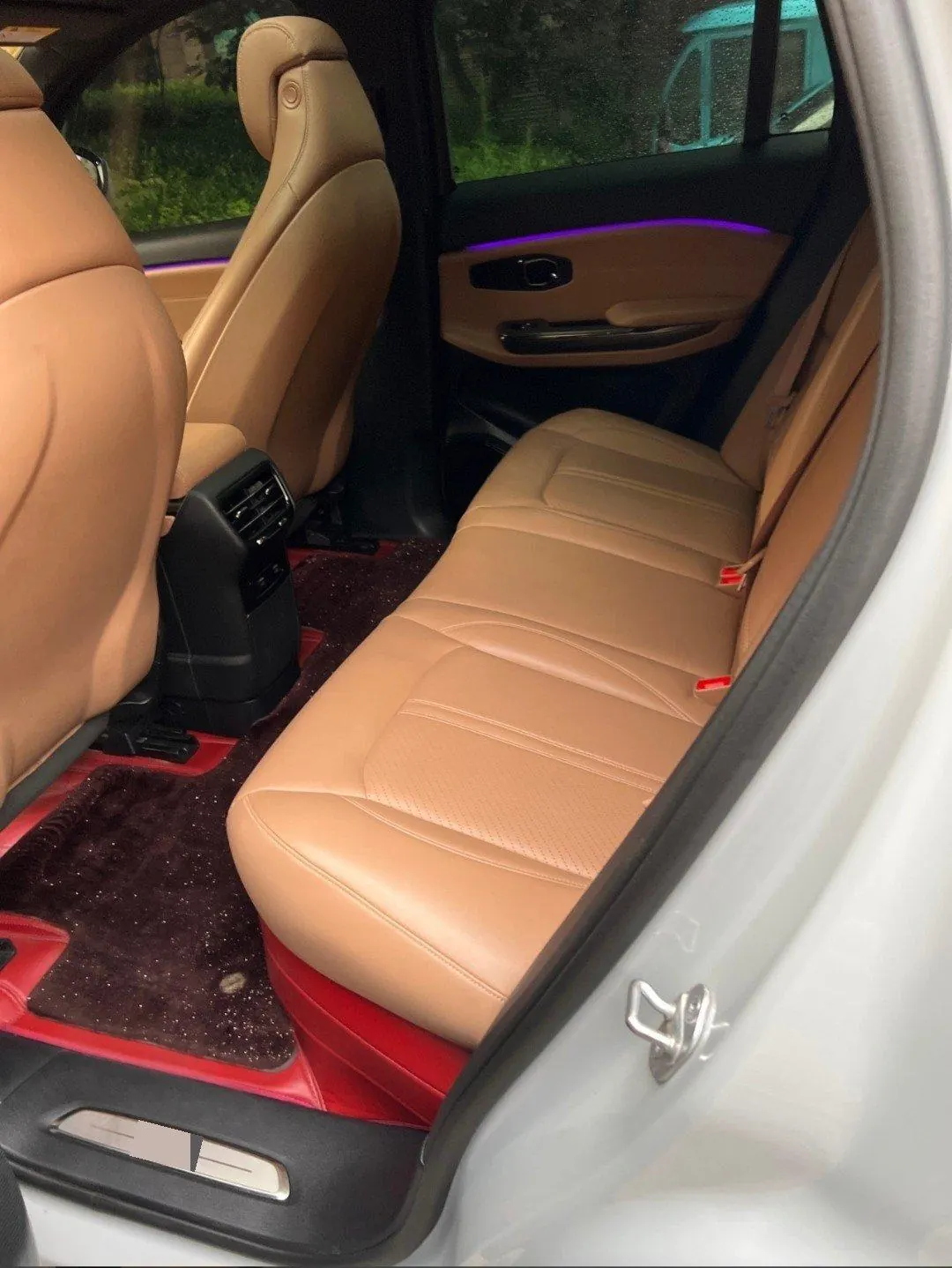 NIO 2020 ES 6 455KM Sports Edition Automatic Gear 4