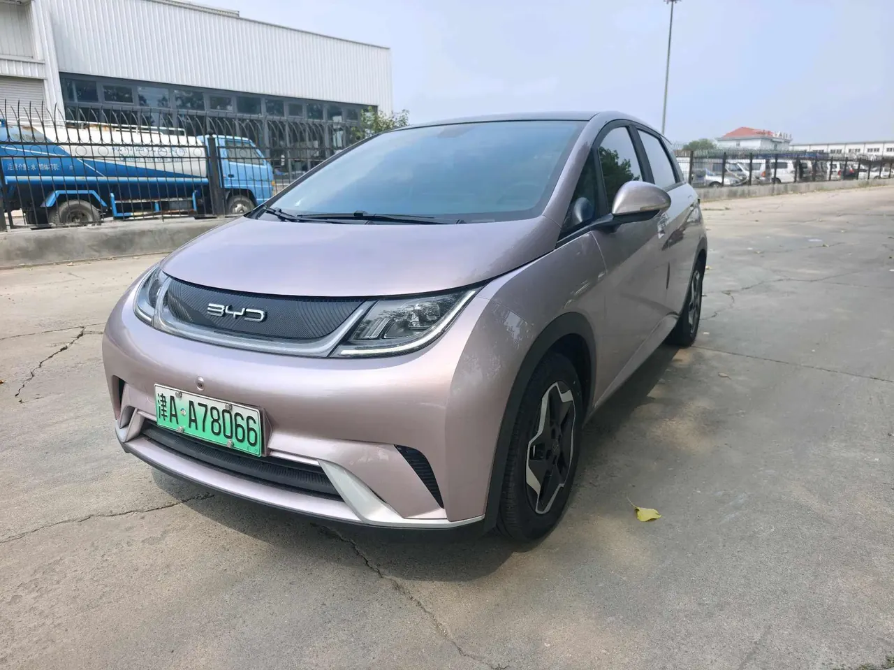 BYD 2021 Dolphin 405km Fashion Edition Automatic - View 1