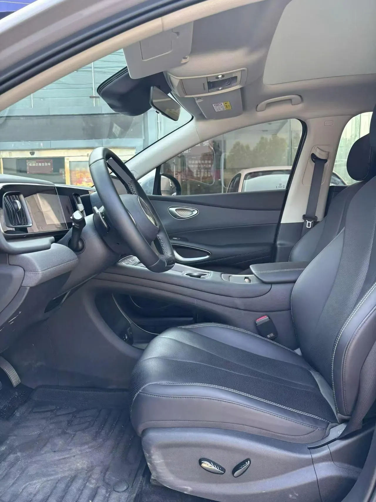 BYD 2025 Sea Lion 05 EV 520KM Zhihang Edition Automatic Gear 8